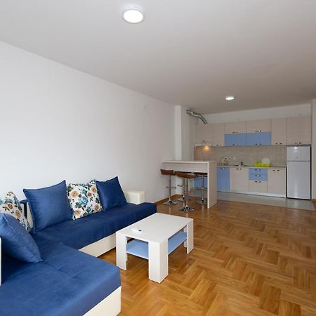 Akacia Oasis Cozy 1 Bedroom By The Sea Bečići Zewnętrze zdjęcie